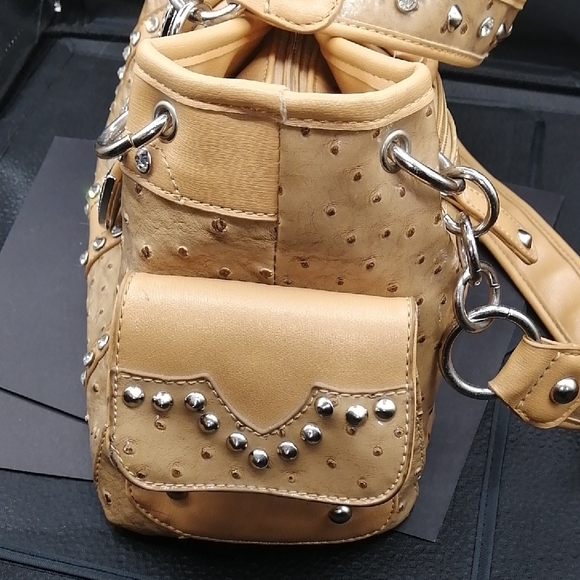 Silverake Tan Ostrich Embossed Vegan Leather With Sparkling Crystals ShoulderBag - Picture 6 of 15